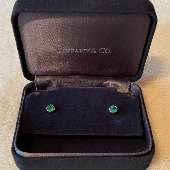 Tiffany & Co. Jewelry - ❌SOLD❌  New TIFFANY & CO. x Elsa Peretti 18k Emerald Studs